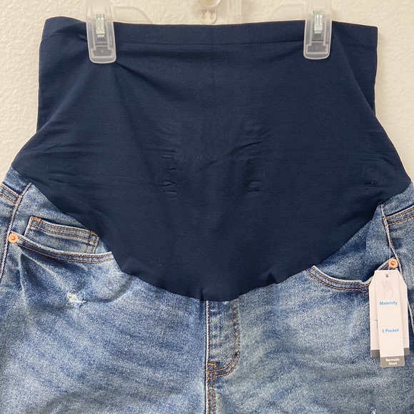 Maternity Bermuda Jean Short NWT - Picture 4 of 8